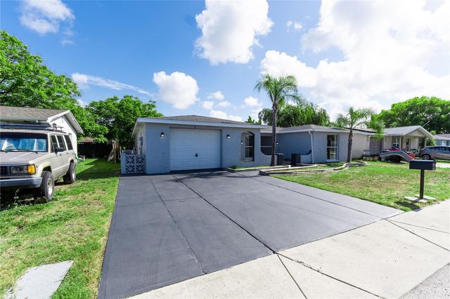 7015 POTOMAC DRIVE, Port Richey, FL 34668
