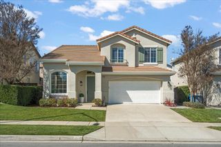 935 Oak Brook Way, Gilroy, CA 95020