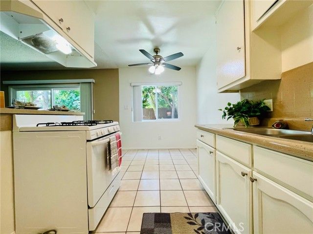 12437 Harris A, Lynwood, CA 90262