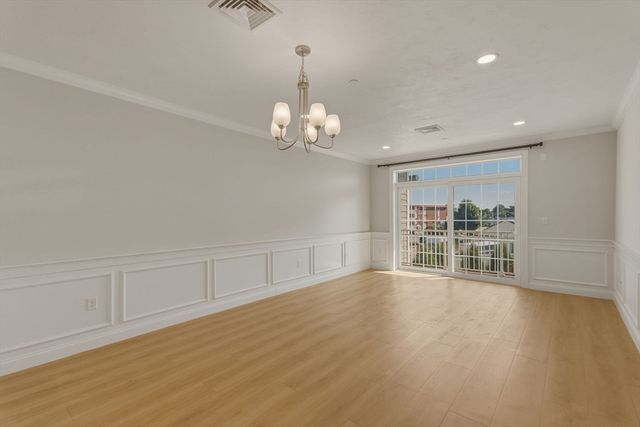 320 Middlesex Ave A203, Medford, MA 02155