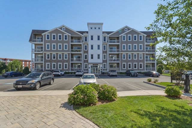 320 Middlesex Ave A203, Medford, MA 02155