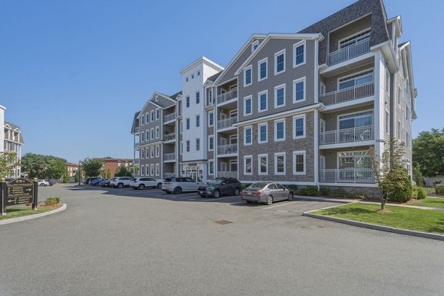 320 Middlesex Ave A203, Medford, MA 02155