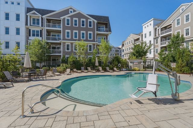 320 Middlesex Ave A203, Medford, MA 02155