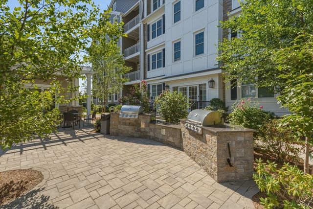 320 Middlesex Ave A203, Medford, MA 02155