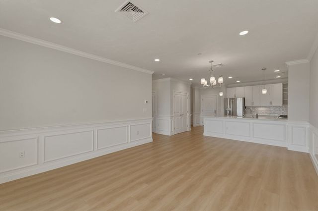320 Middlesex Ave A203, Medford, MA 02155