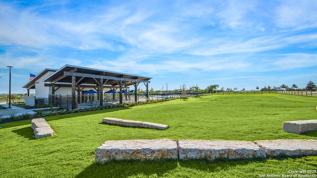 5311 Blacktail Rd, Converse, TX 78109