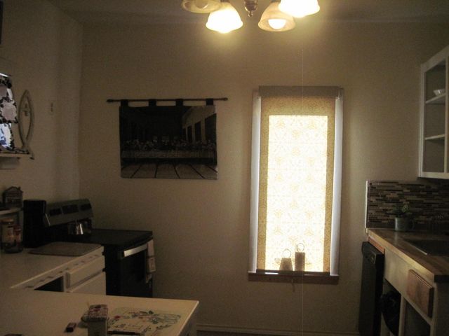 410 W Centre Street, Brazoria, TX 77422