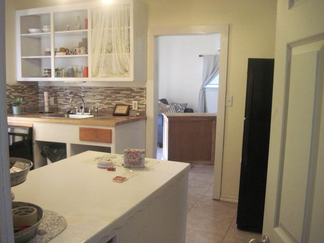 410 W Centre Street, Brazoria, TX 77422