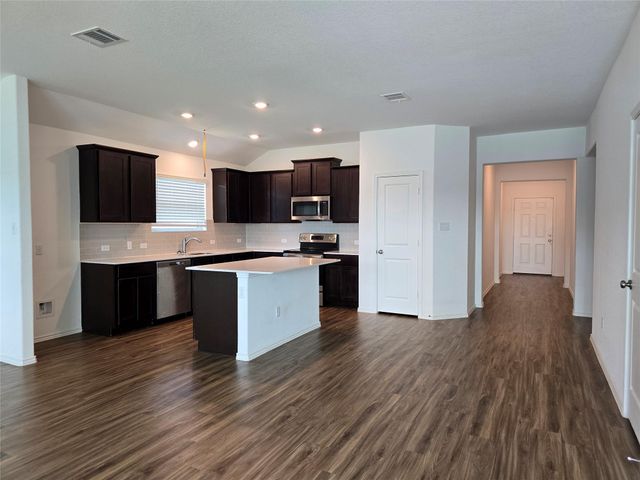109 Mountain Maple ST, Hutto, TX 78634