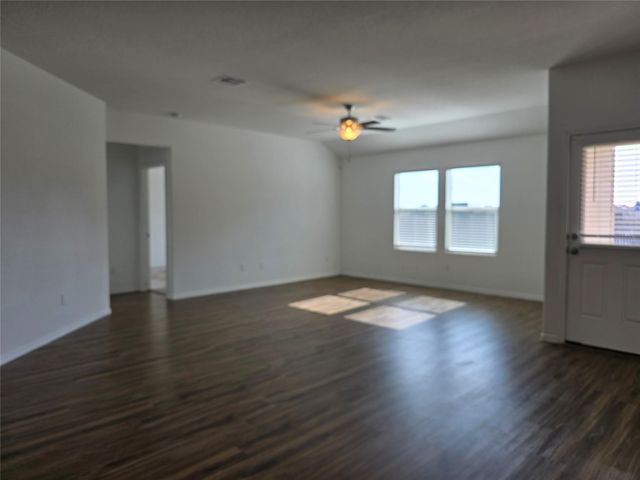 109 Mountain Maple ST, Hutto, TX 78634