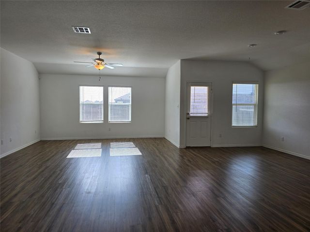 109 Mountain Maple ST, Hutto, TX 78634