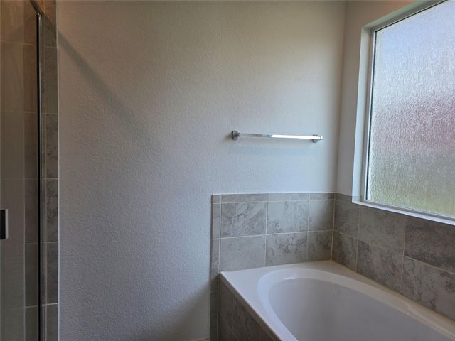 109 Mountain Maple ST, Hutto, TX 78634
