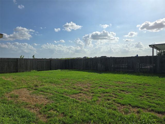 109 Mountain Maple ST, Hutto, TX 78634