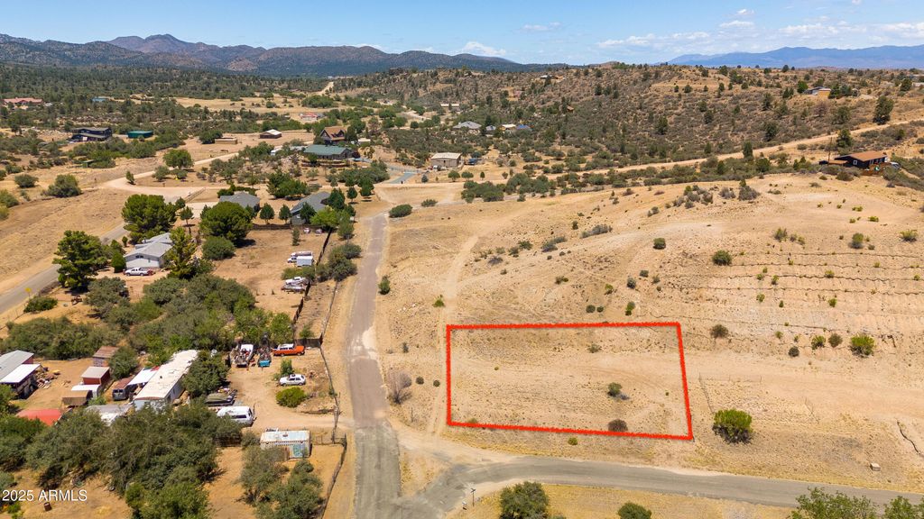 18108 W RICH HILL Road 227, Kirkland, AZ 86332 — photo 2