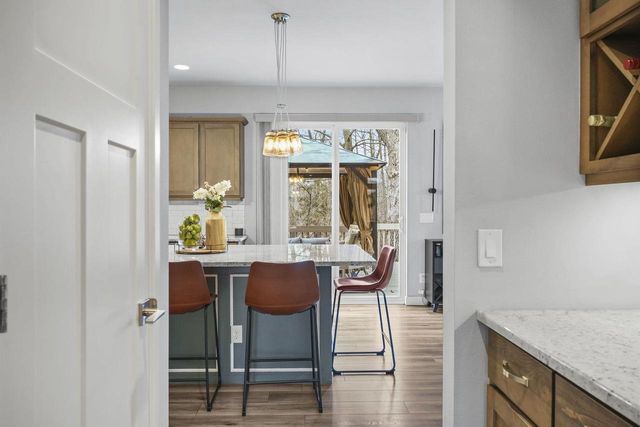 1198 Gracing Oaks Lane, Sun Prairie, WI 53590