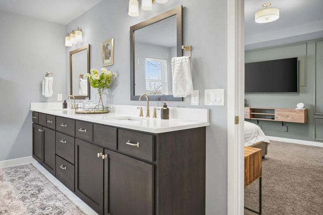 1198 Gracing Oaks Lane, Sun Prairie, WI 53590