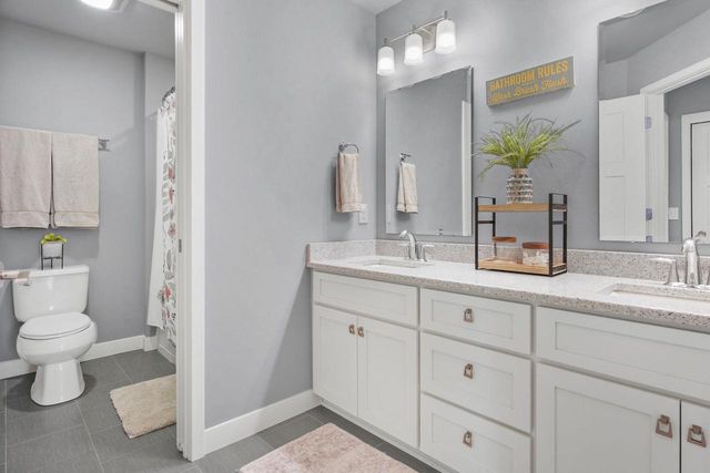 1198 Gracing Oaks Lane, Sun Prairie, WI 53590