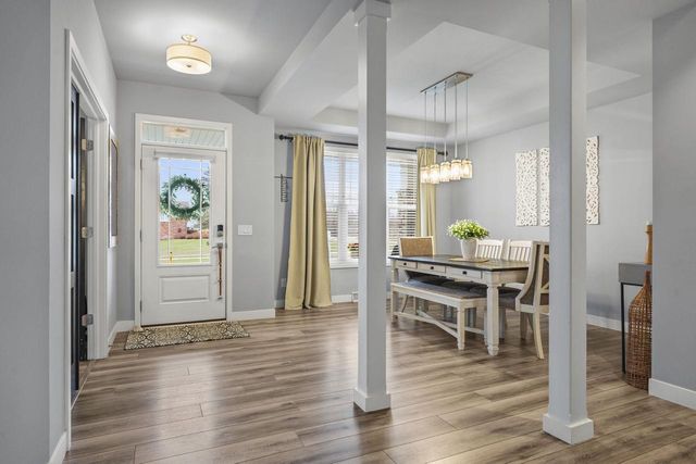 1198 Gracing Oaks Lane, Sun Prairie, WI 53590