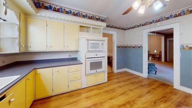 305 State Hwy 72 W, Nordheim, TX 78141