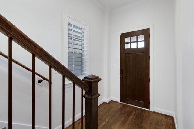 1030 W 26th Street C, Houston, TX 77008