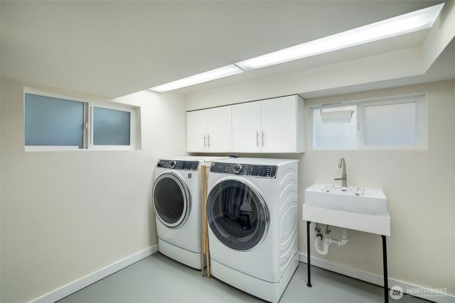 8451 35th Avenue SW, Seattle, WA 98126