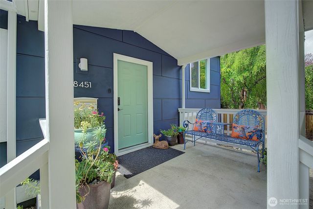 8451 35th Avenue SW, Seattle, WA 98126