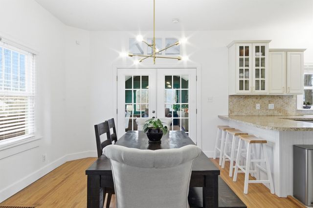 916 N Amidon Ave, Wichita, KS 67203