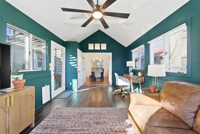 916 N Amidon Ave, Wichita, KS 67203