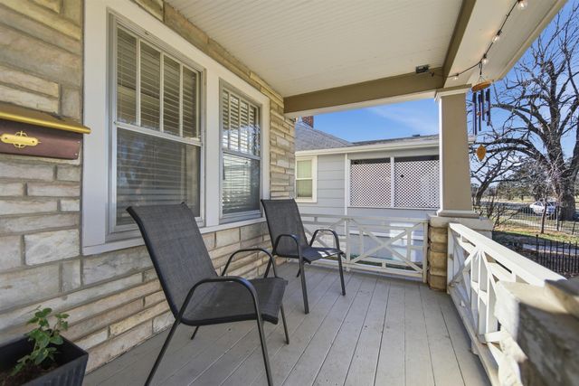 916 N Amidon Ave, Wichita, KS 67203