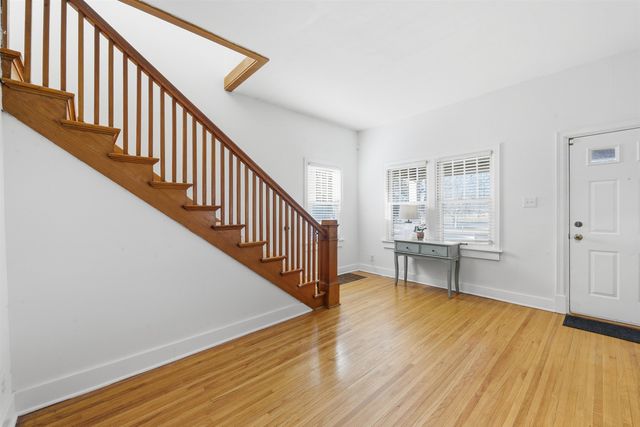 916 N Amidon Ave, Wichita, KS 67203