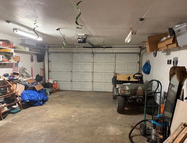 124 Juanita Avenue, Wills Point, TX 75169