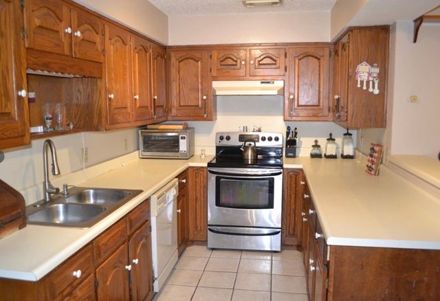 124 Juanita Avenue, Wills Point, TX 75169