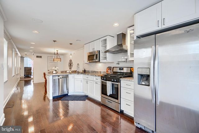 228 S WASHINGTON ST, Baltimore, MD 21231