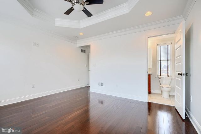 228 S WASHINGTON ST, Baltimore, MD 21231