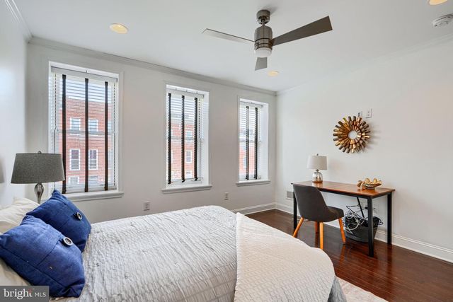 228 S WASHINGTON ST, Baltimore, MD 21231