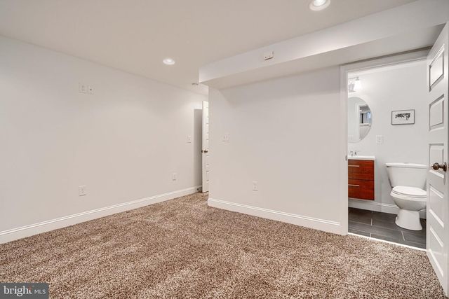 228 S WASHINGTON ST, Baltimore, MD 21231