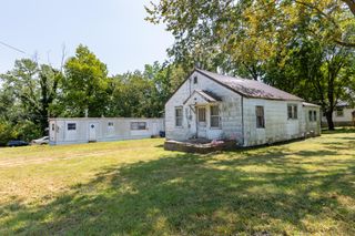 412/414 E Benton Street, Buffalo, MO 65622