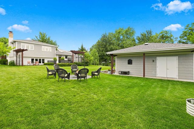 1140 68th Street, Downers Grove, IL 60516
