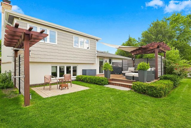 1140 68th Street, Downers Grove, IL 60516