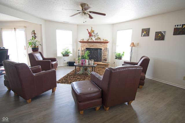 7737 Wolfgang Place, Indianapolis, IN 46239