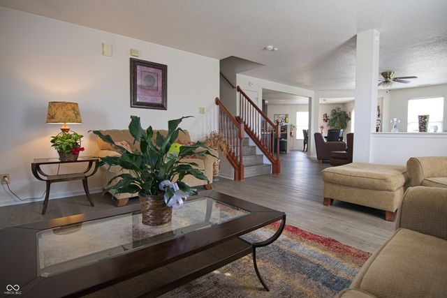 7737 Wolfgang Place, Indianapolis, IN 46239