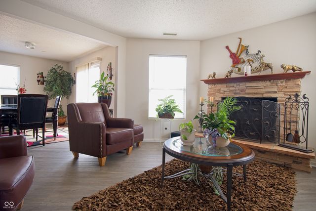 7737 Wolfgang Place, Indianapolis, IN 46239