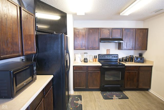 7737 Wolfgang Place, Indianapolis, IN 46239