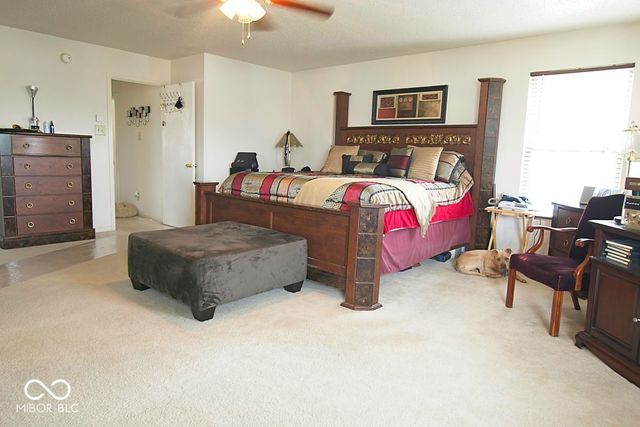 7737 Wolfgang Place, Indianapolis, IN 46239