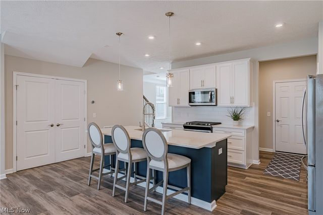 27652 Serviceberry Court, Westlake, OH 44145