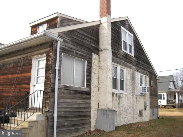 1631 MCCAY AVE, Upper Chichester, PA 19061