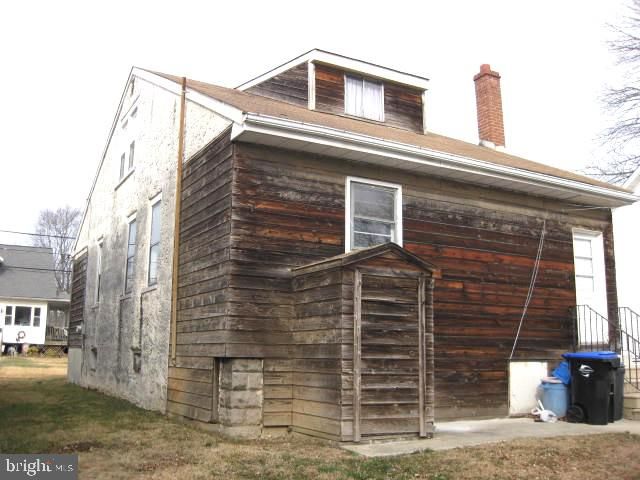 1631 MCCAY AVE, Upper Chichester, PA 19061