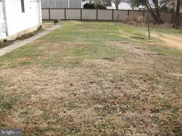 1631 MCCAY AVE, Upper Chichester, PA 19061