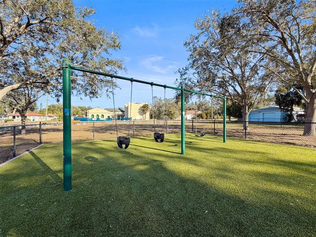 650 E HARBOR DRIVE S, St Petersburg, FL 33705