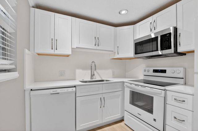 277 Brighton G G, Boca Raton, FL 33434